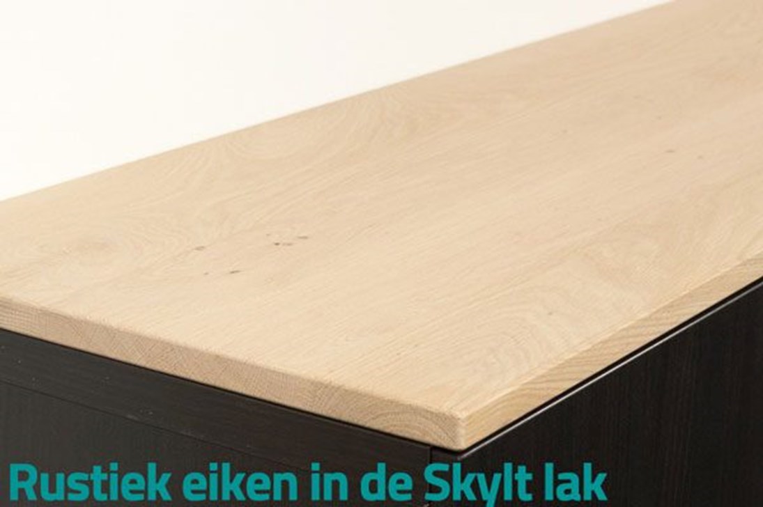 /media/1636/rustiek-eiken-behandeld-met-skylt-lak.jpg?anchor=center&mode=crop&width=1095&rnd=132177009080000000